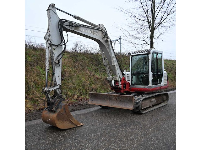 Takeuchi - 2006 - tb175 - rupsgraafmachine - afbeelding 12 van  24