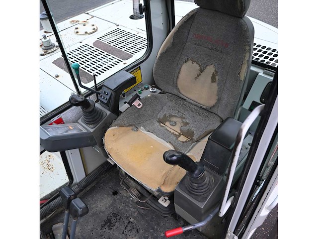 Takeuchi - 2006 - tb175 - rupsgraafmachine - afbeelding 8 van  22