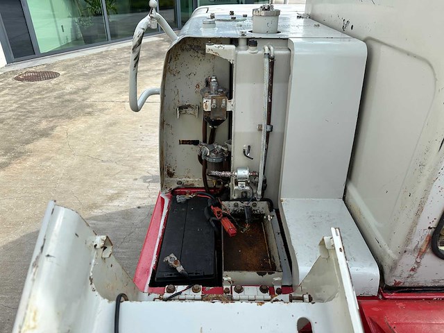 Takeuchi - 2010 - tb150c - midigraafmachine - afbeelding 10 van  32