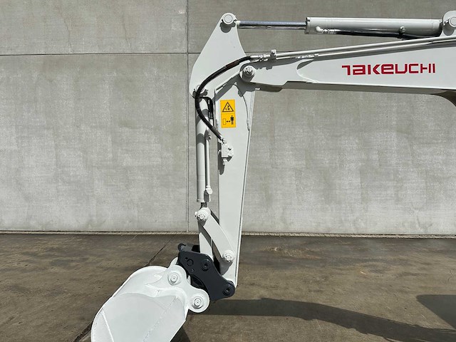 Takeuchi - 2014 - tb135 - minigraafmachine - afbeelding 3 van  42