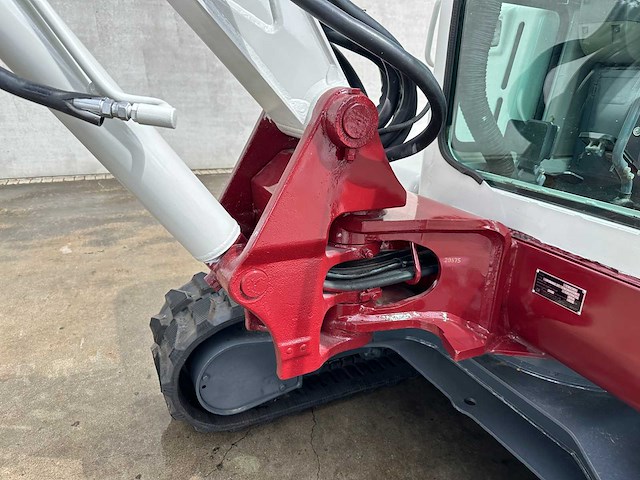 Takeuchi - 2014 - tb135 - minigraafmachine - afbeelding 8 van  42