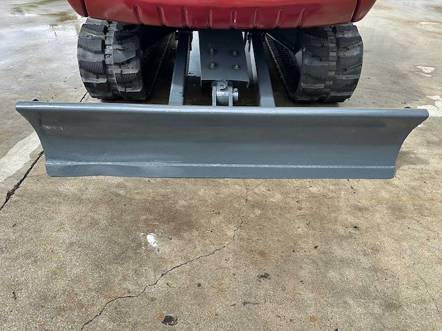 Takeuchi - 2014 - tb135 - minigraafmachine - afbeelding 16 van  42