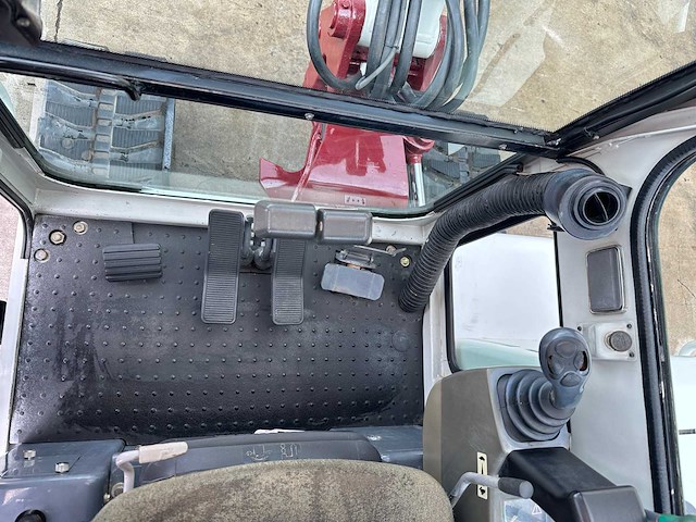 Takeuchi - 2014 - tb135 - minigraafmachine - afbeelding 31 van  42