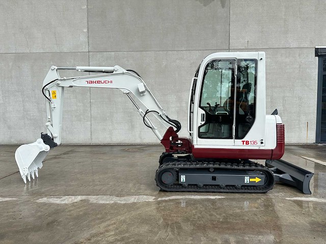 Takeuchi - 2014 - tb135 - minigraafmachine - afbeelding 40 van  42
