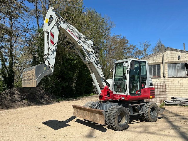 Takeuchi - 2018 - tb295w - banden graafmachine - bandenkraan - afbeelding 1 van  45