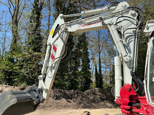 Takeuchi - 2018 - tb295w - banden graafmachine - bandenkraan - afbeelding 33 van  45