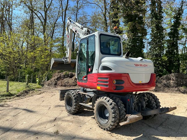 Takeuchi - 2018 - tb295w - banden graafmachine - bandenkraan - afbeelding 23 van  45