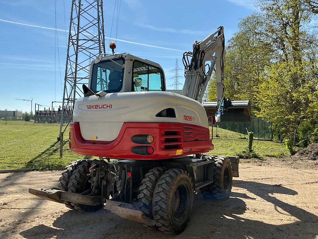 Takeuchi - 2018 - tb295w - banden graafmachine - bandenkraan - afbeelding 41 van  45
