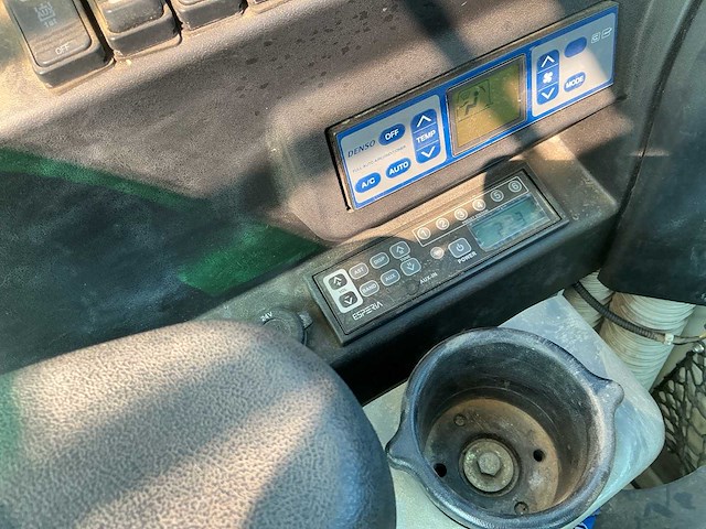 Takeuchi - 2018 - tb295w - banden graafmachine - bandenkraan - afbeelding 12 van  43