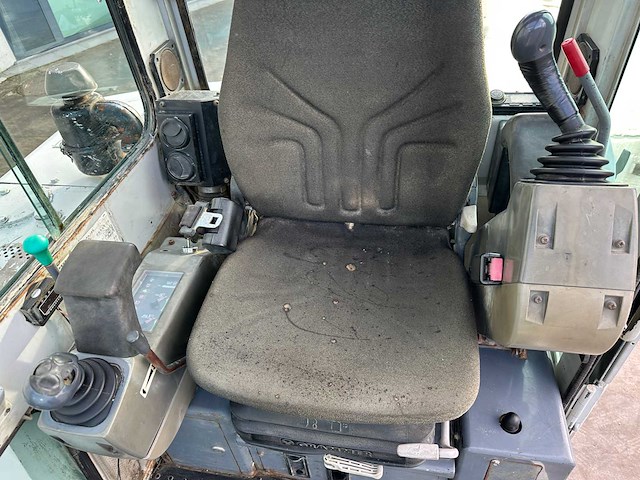 Takeuchi - tb150c - midigraafmachine - afbeelding 26 van  38