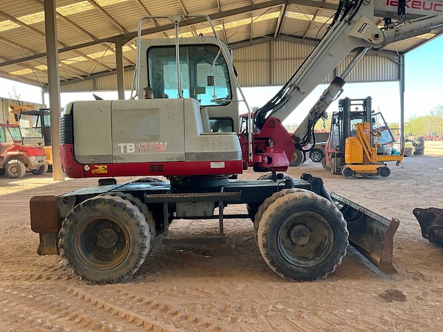 Takeuchi - tb175w - wheeled excavator - 2012 - afbeelding 28 van  31