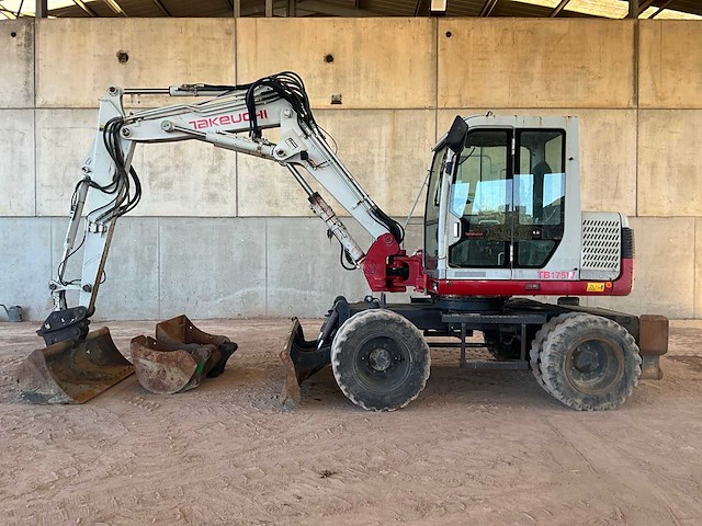 Takeuchi - tb175w - wheeled excavator - 2012 - afbeelding 1 van  30