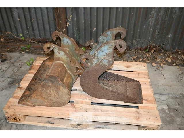 Takeuchi minigraver - afbeelding 11 van  11