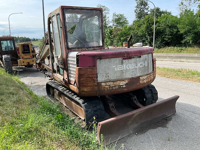 Takeuchi tb 070 rupsgraafmachine - afbeelding 19 van  25
