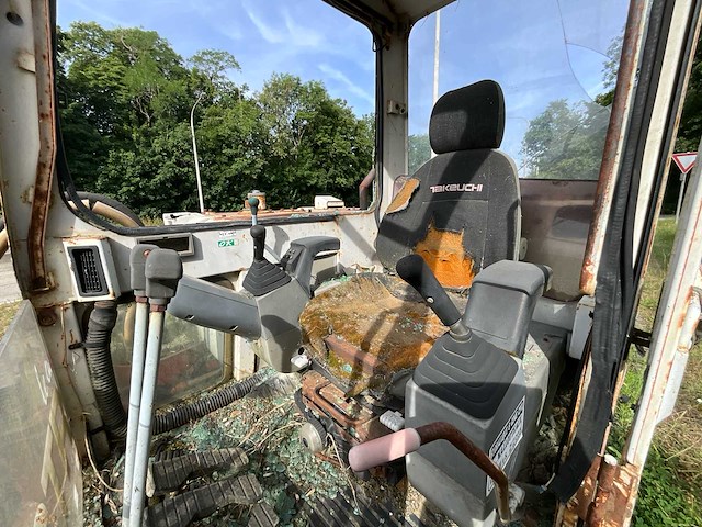 Takeuchi tb 070 rupsgraafmachine - afbeelding 25 van  25