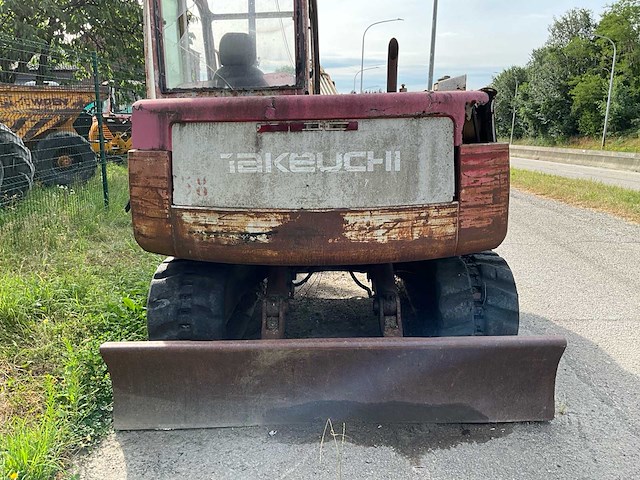 Takeuchi tb 070 rupsgraafmachine - afbeelding 10 van  22