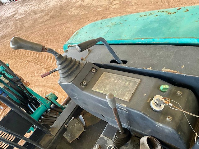 Takeuchi tb20r rupsgraafmachine - afbeelding 11 van  21