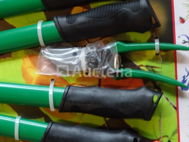 Takkenschaaier, heggenschaaier, snoeischrijnen, hark, schop - afbeelding 4 van  9