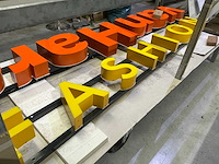 Takko fashion lichtreclame - afbeelding 1 van  5