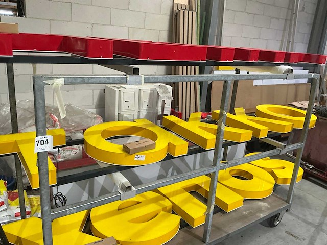 Takko fashion lichtreclame - afbeelding 3 van  5