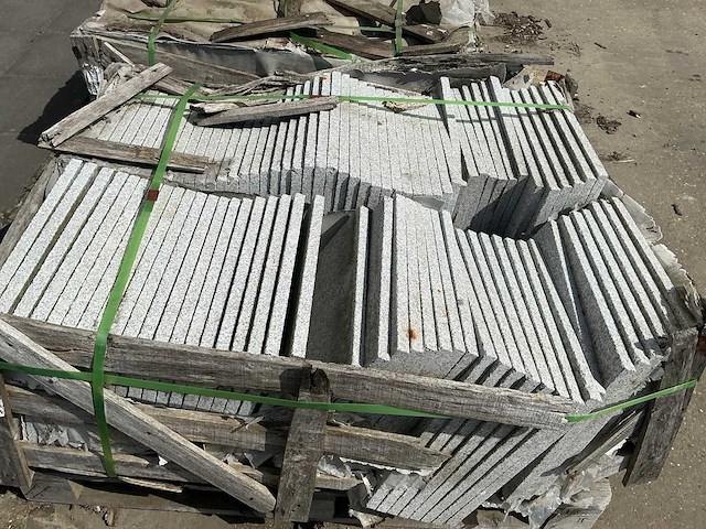Talila grey 32 m2 natuurstenen tegels - afbeelding 3 van  3