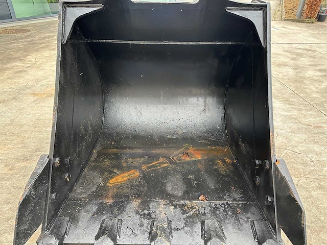 Tandenbak - 2025 - zwart - graafbak - afbeelding 1 van  4