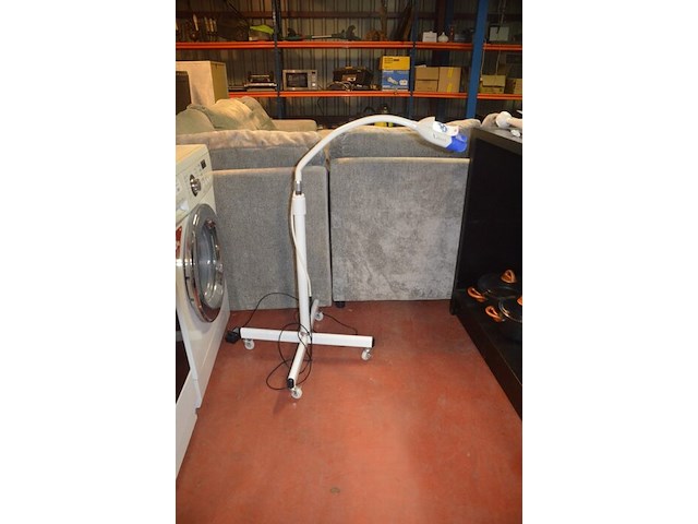 Tandenbleekmachine zonder merk - afbeelding 1 van  5