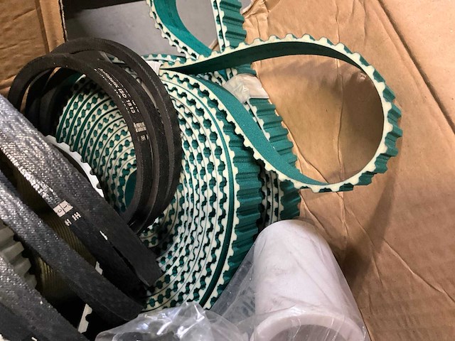 Tandriemen, rondsels en diversen (108x) - afbeelding 7 van  7