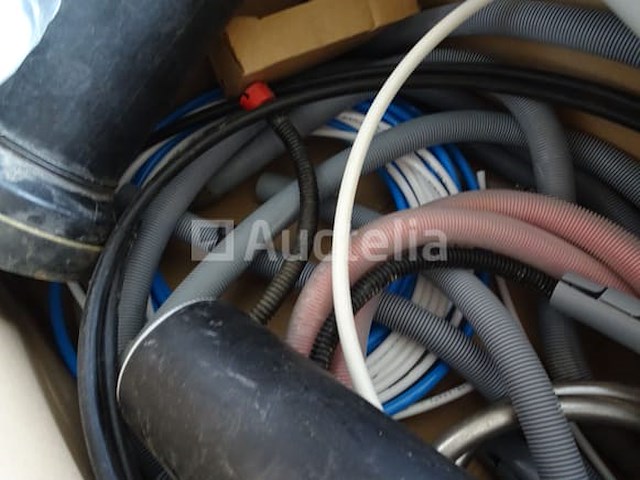 Tank met verwarmingsitems - afbeelding 14 van  17