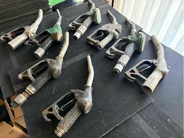 Tank station pistoolhouder vintage (8x) - afbeelding 1 van  6