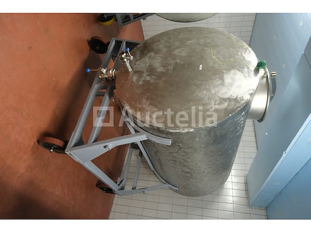 Tank - afbeelding 1 van  6