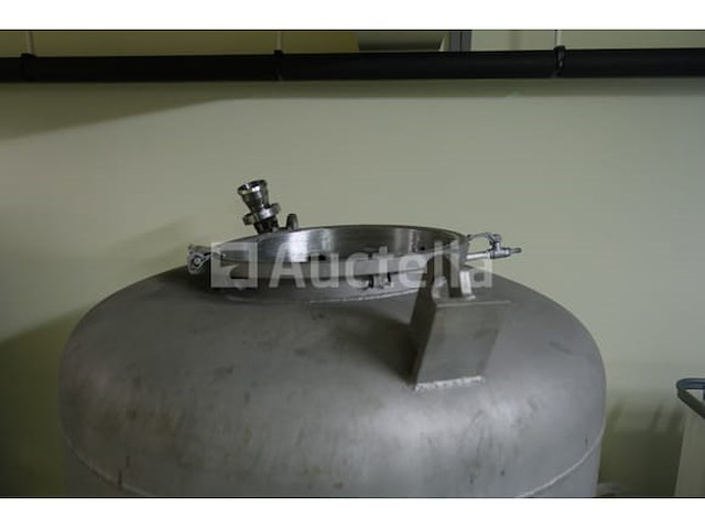 Tank - afbeelding 1 van  5