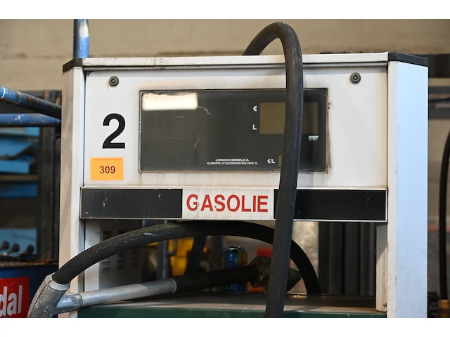 Tankpomp met tankpistool - afbeelding 1 van  2