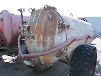 Tanktrailer 3000 liter merk en model onleesbaar - afbeelding 8 van  15