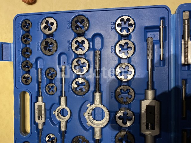 Tap en snij set 110-delig metrisch tungsten staal - afbeelding 7 van  9