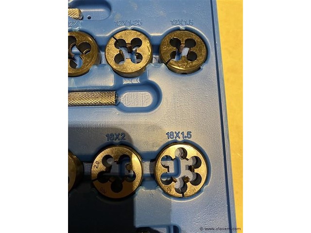 Tap en snij set 110-delig metrisch tungsten staal - afbeelding 7 van  8