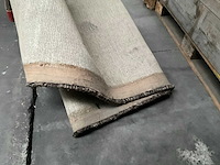 Tapijt en 2 diverse (voet)banken - afbeelding 4 van  10