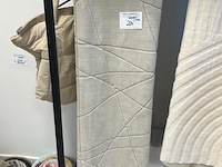 Tapijt en tas - afbeelding 1 van  4