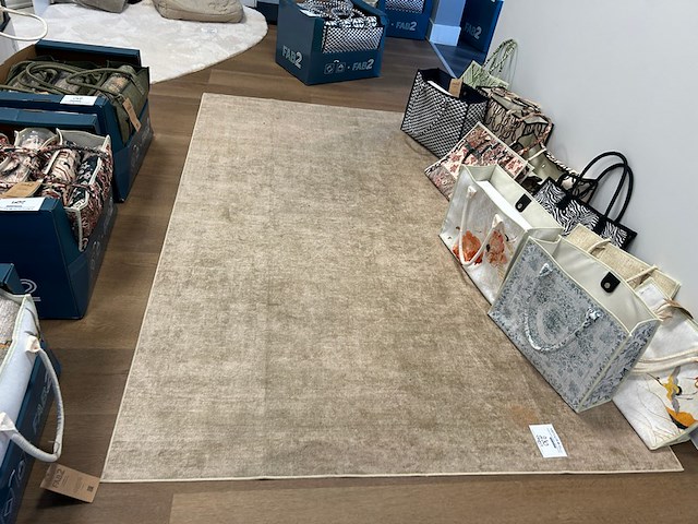 Tapijt - afbeelding 1 van  3