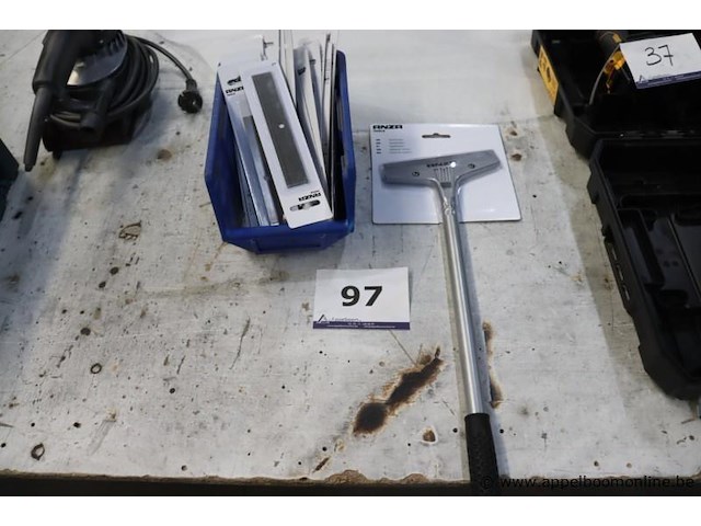 Tapijtstripper anzo vv mesjes - afbeelding 1 van  2