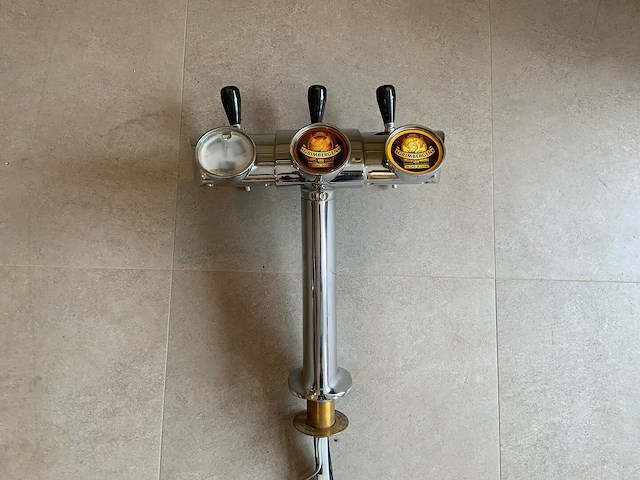 Tapkraan - afbeelding 1 van  3