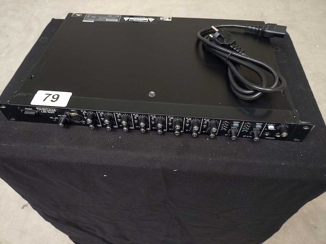 Tascam - lm-8st - analog mixing console - afbeelding 1 van  4