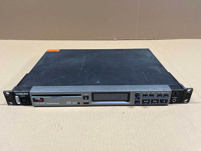 Tascam cd-01u pro cd/mp3 player - afbeelding 6 van  6