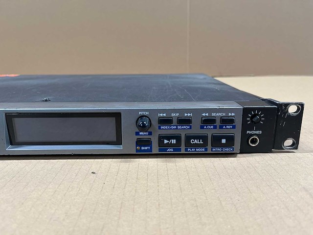 Tascam cd-01u pro cd/mp3 player - afbeelding 2 van  5