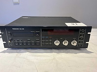 Tascam da-30 dat recorder - afbeelding 1 van  3
