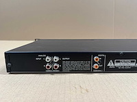 Tascam ss-r100 digital recorder w/remote tascam rc-ss2 - afbeelding 5 van  7
