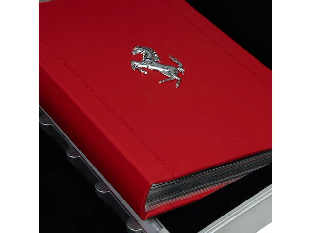 Taschen - "ferrari", collector's edition, n° 509/1947, with ferrari "teaser" portfolio - afbeelding 3 van  16