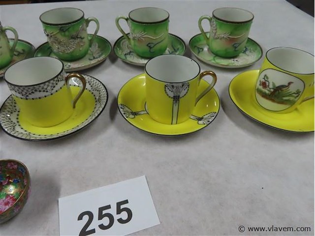 Tasjes, vaasjes en chinese potjes - afbeelding 4 van  5