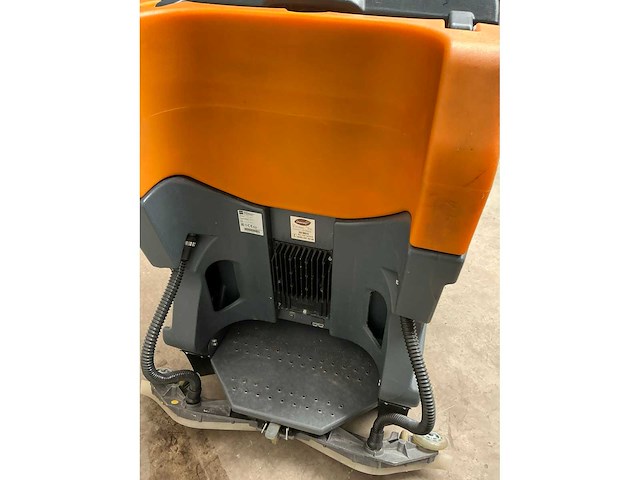 Taski - swingo xpr - schrobmachine - afbeelding 1 van  2