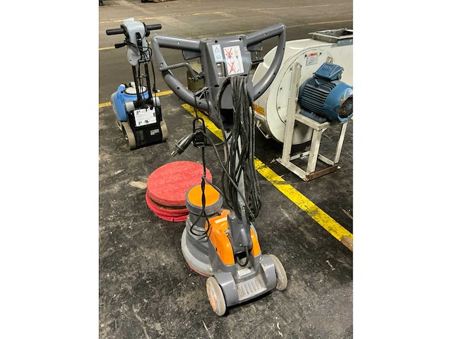 Taski ergodisc 400 vloerreingingsmachine - afbeelding 3 van  5